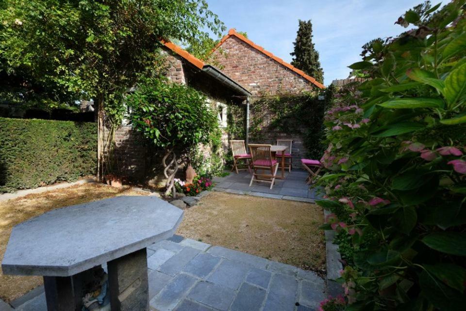 Bie De Borreger Villa Maastricht Bagian luar foto
